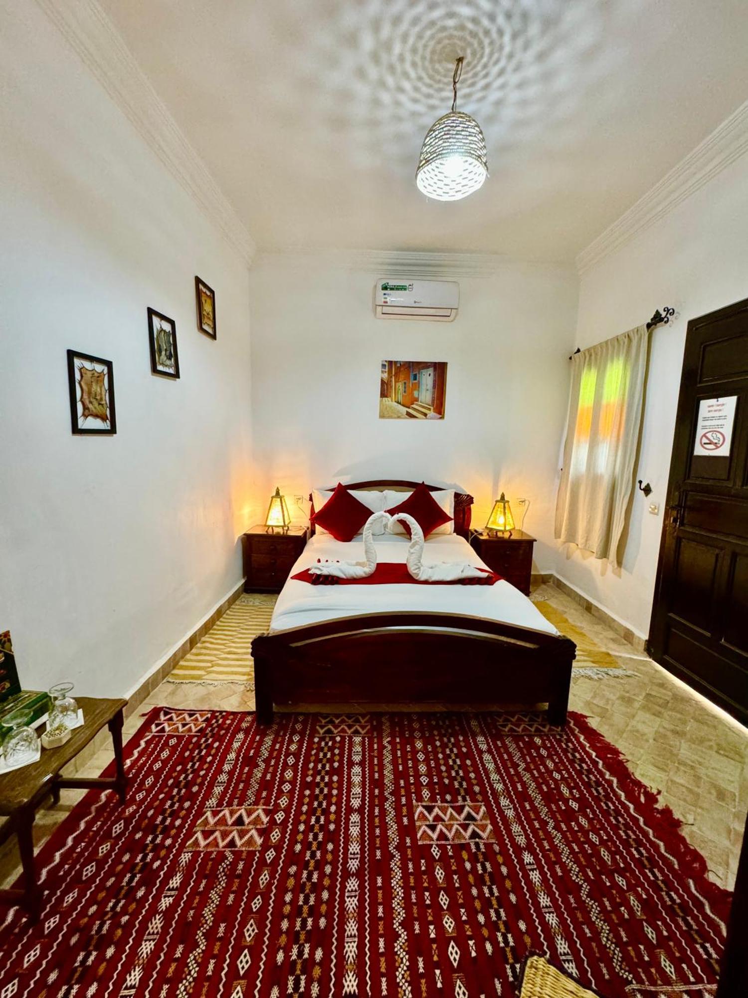 Riad Iklil *